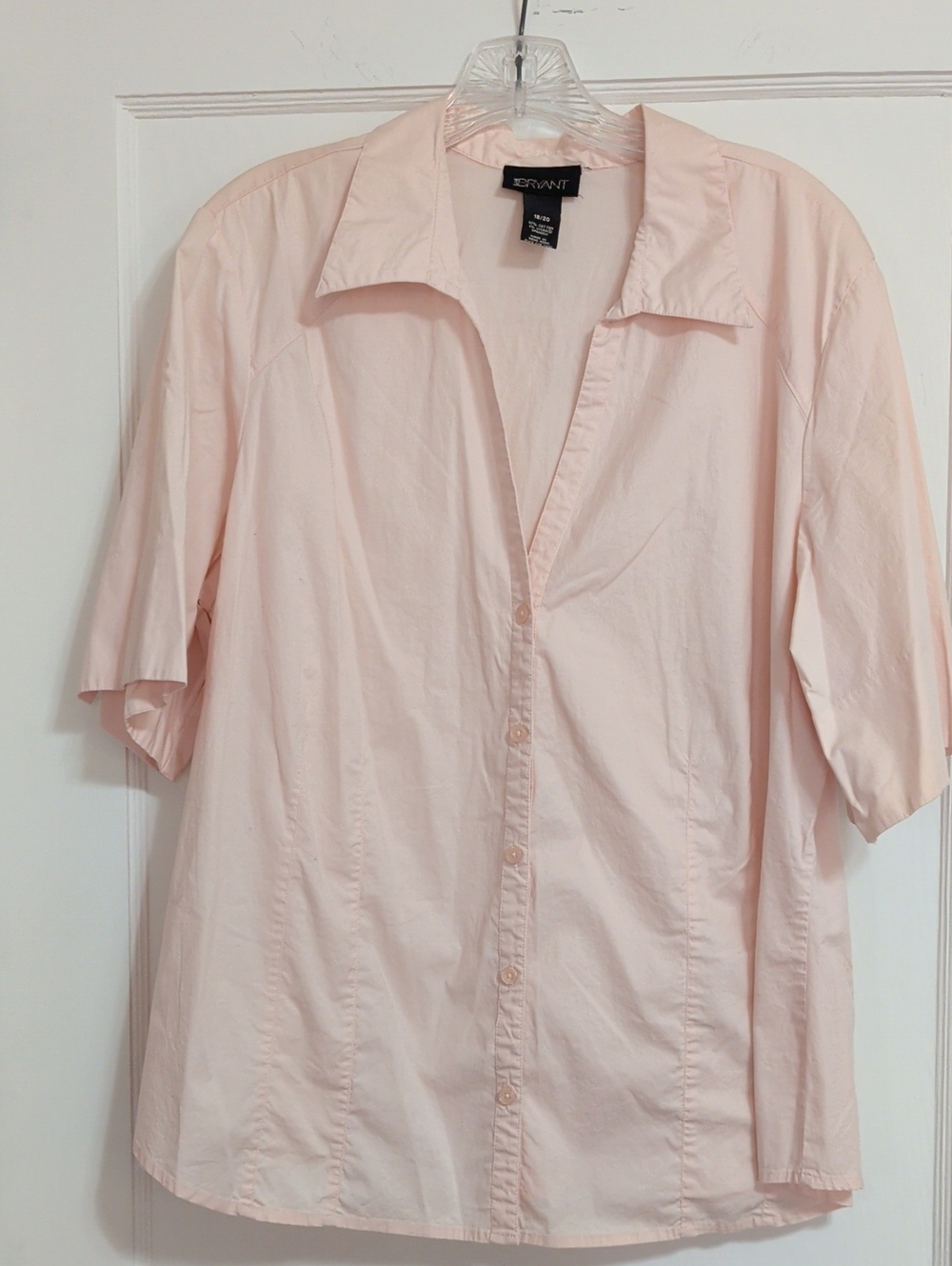 Lane Bryant Women's Light Pink Short-Sleeve Button-Up Shirt Size 18/20